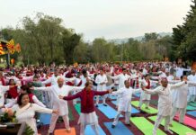 चाँगुनारायणलाई देशकै पहिलो ‘योग नगर’ घोषणा : स्मारिका विमोचनसँगै सामूहिक साधना
